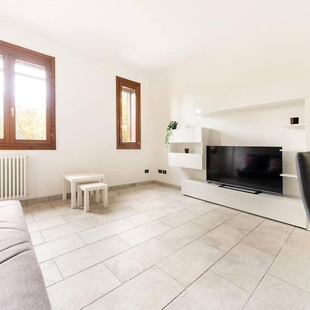 Appartamento Unico A Bologna Con 3 Camere E Parcheggio Gratuito Ngoại thất bức ảnh