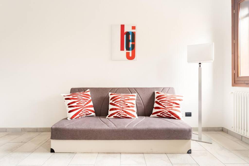 Appartamento Unico A Bologna Con 3 Camere E Parcheggio Gratuito Ngoại thất bức ảnh