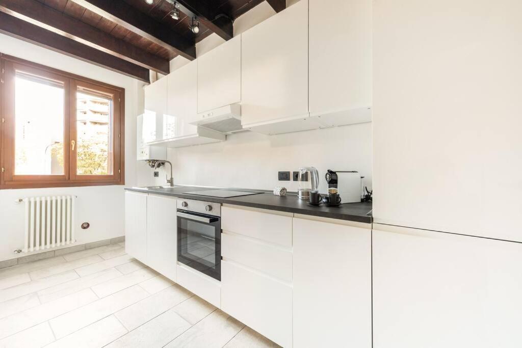 Appartamento Unico A Bologna Con 3 Camere E Parcheggio Gratuito Ngoại thất bức ảnh