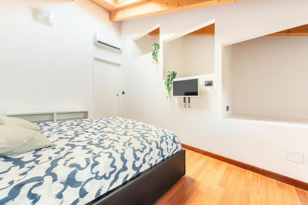 Appartamento Unico A Bologna Con 3 Camere E Parcheggio Gratuito Ngoại thất bức ảnh